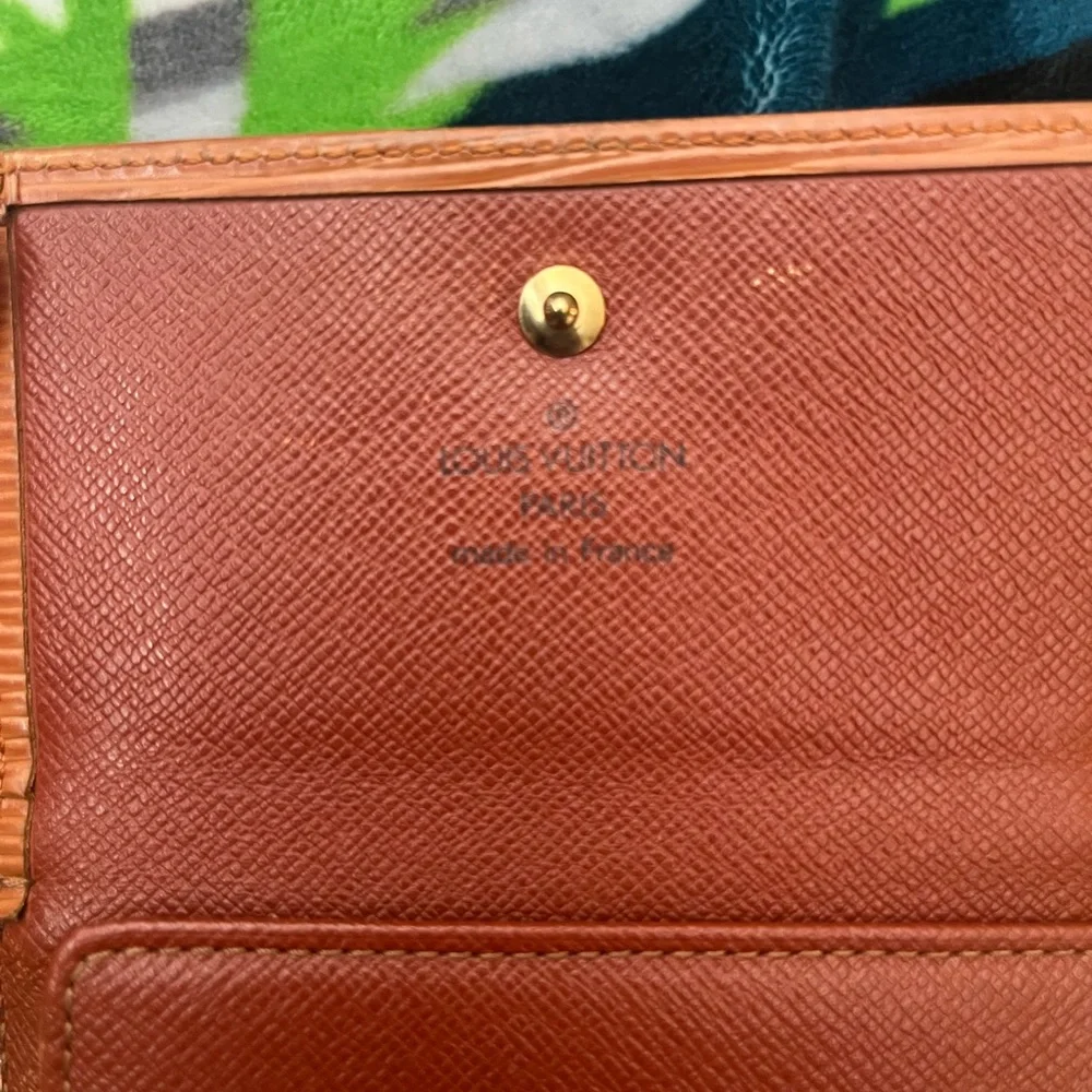 LOUIS VUITTON ELISE EPI ORANGE VINTAGE WALLET GUC